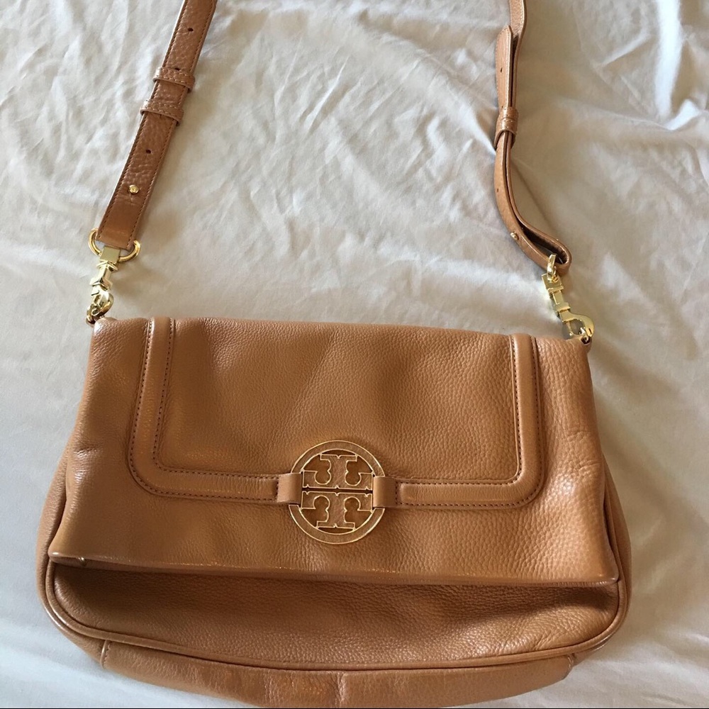 Authentic Tory Burch Amanda flap crossbody OBO